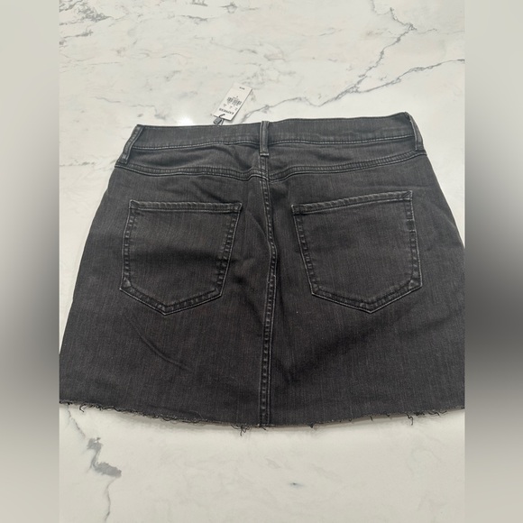 Express black straight mid rise sequin glitter jean mini skirt size 6 NWT - Picture 4 of 4